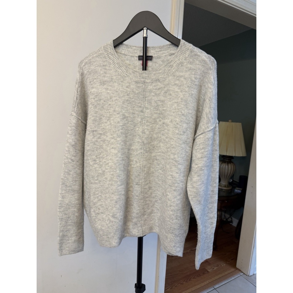 Vince Camuto Center Seam Crewneck Sweater Light Gray Cozy Knit Small